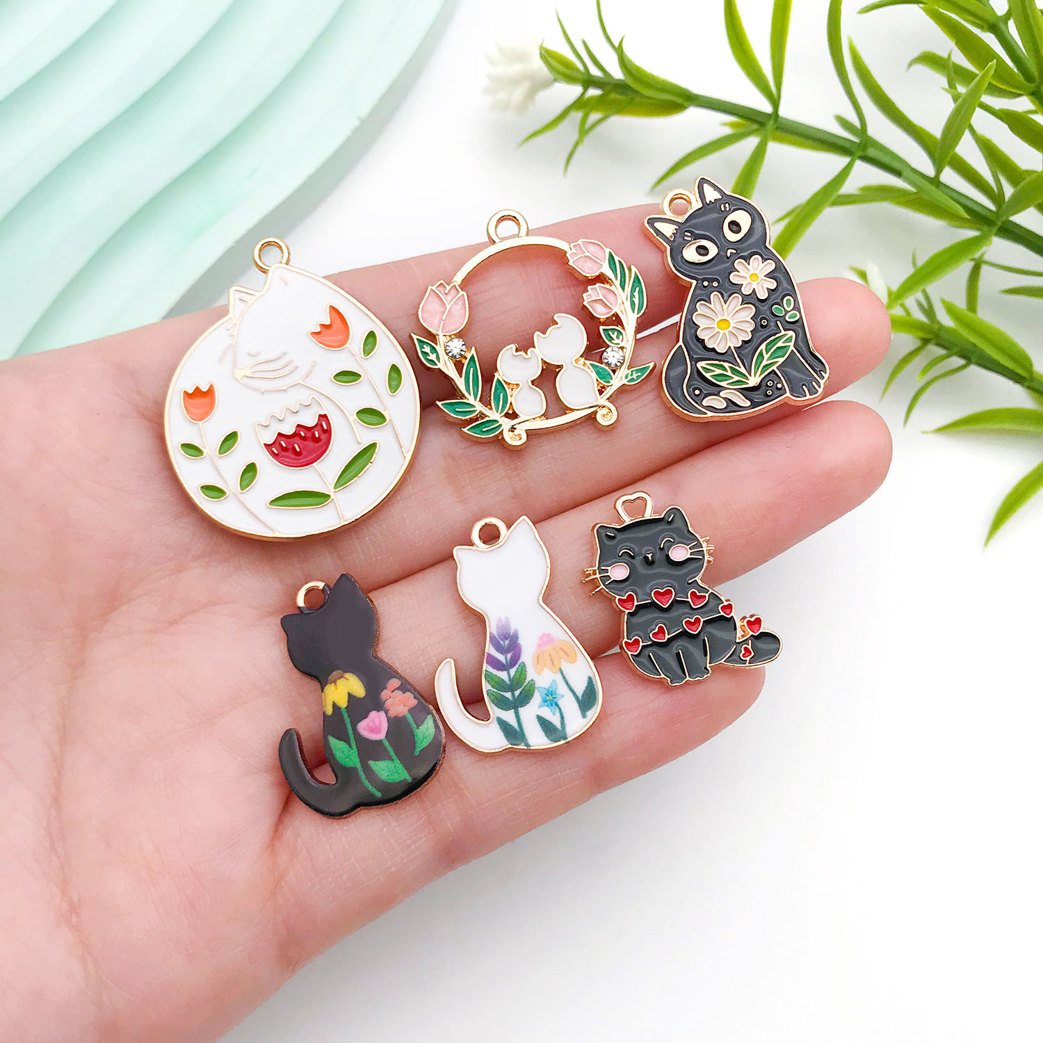 Juego de dijes de gato popular - Resin Craft Material reseña y precio